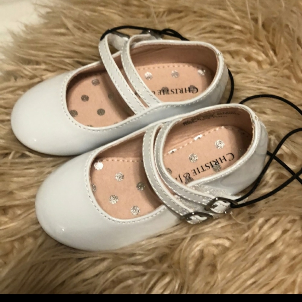 Dress shoes